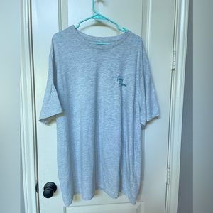 Men’s Tommy Bahama tee